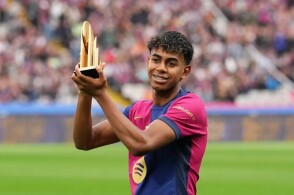 问题赌博求助热线2025年激增