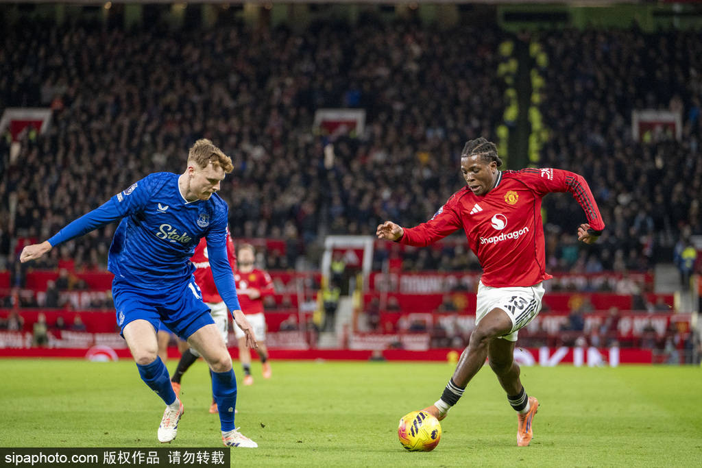 维金斯17+6手刃旧主，热巴全能鲍威尔14中10，热火力克残阵勇士